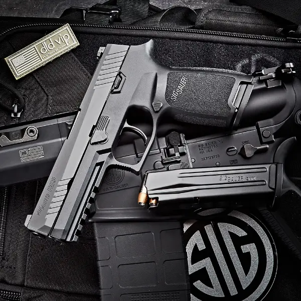 SIG Sauer P320F 9mm - 1