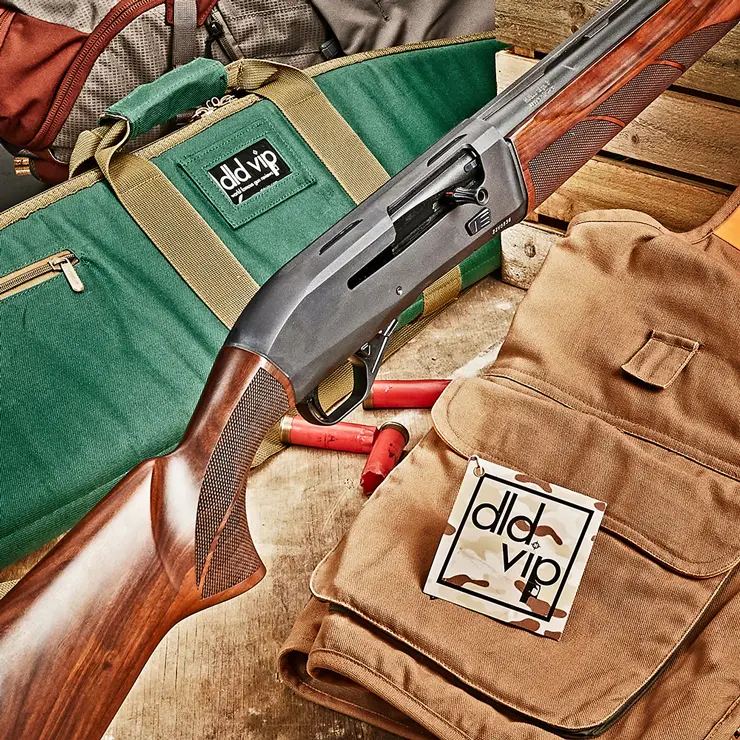 CZ 712 G3 12Ga 26" Walnut - 1