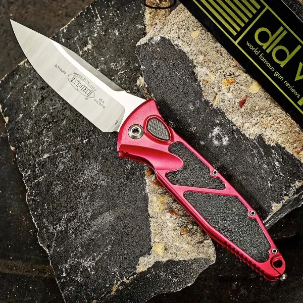 Microtech Socom Elite Auto S/E Red Satin Standard 160A-4 RD - 1