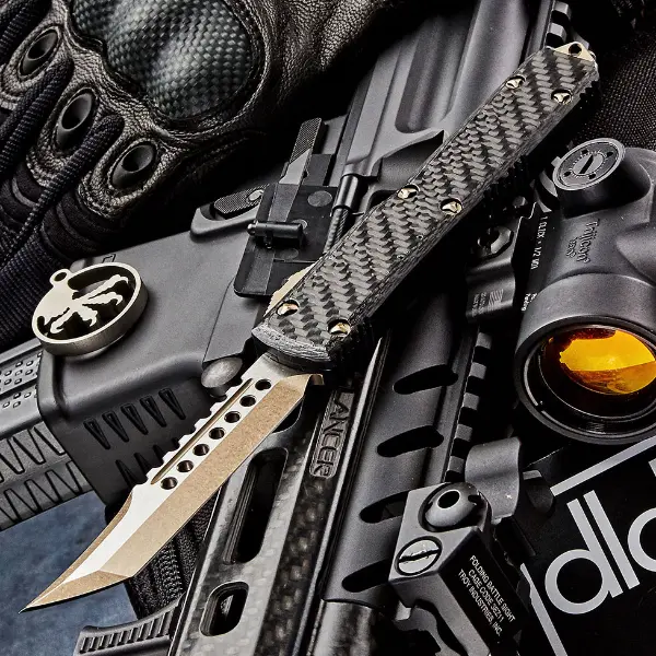 Microtech Ultratech Hellhound Carbon Fiber Bronzed Standard 119-13 CF - 1