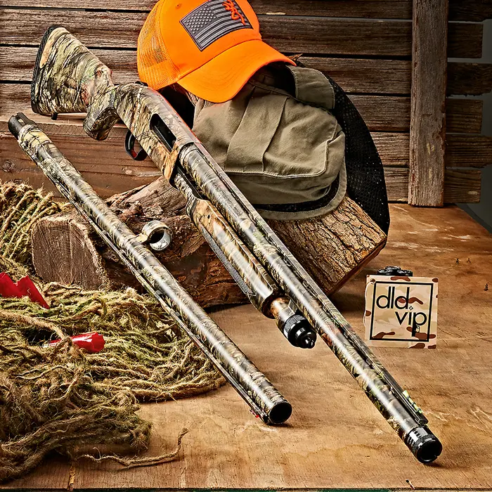 Mossberg 835 Ulti-Mag Turkey 12Ga 24" & 28" Mossy Oak Country - 1