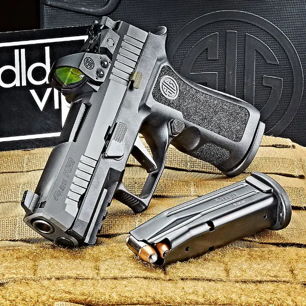 SIG Sauer P320 X-Compact 9mm w/ Romeo 1 Pro - 1