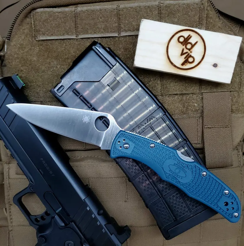Spyderco Endura Lightweight K390 Blue FRN - 1