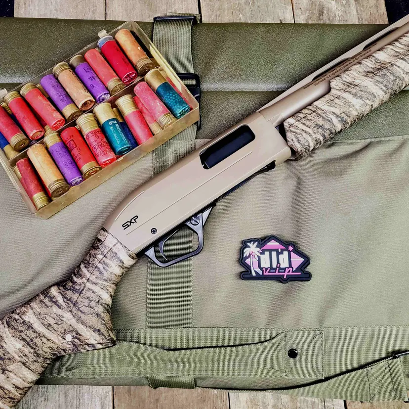 Winchester SXP Hybrid Hunter 12Ga 26" Mossy Oak Bottomlands FDE Cerakote - 1