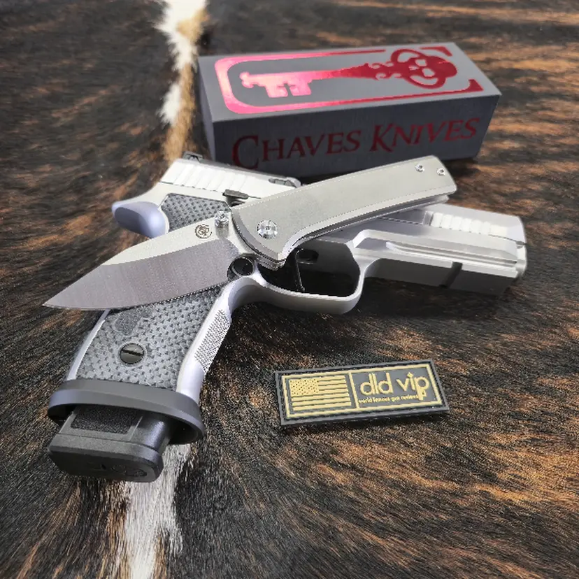 Chaves Ultramar ScapeGoat Street Frame Lock Knife Belt Satin Blade Stonewashed Titanium Handles ST/ - 1