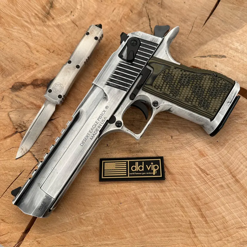 Magnum Research Desert Eagle Distressed Cerakote 50 AE + Microtech Ultratech Sand Trooper Webinar - 1