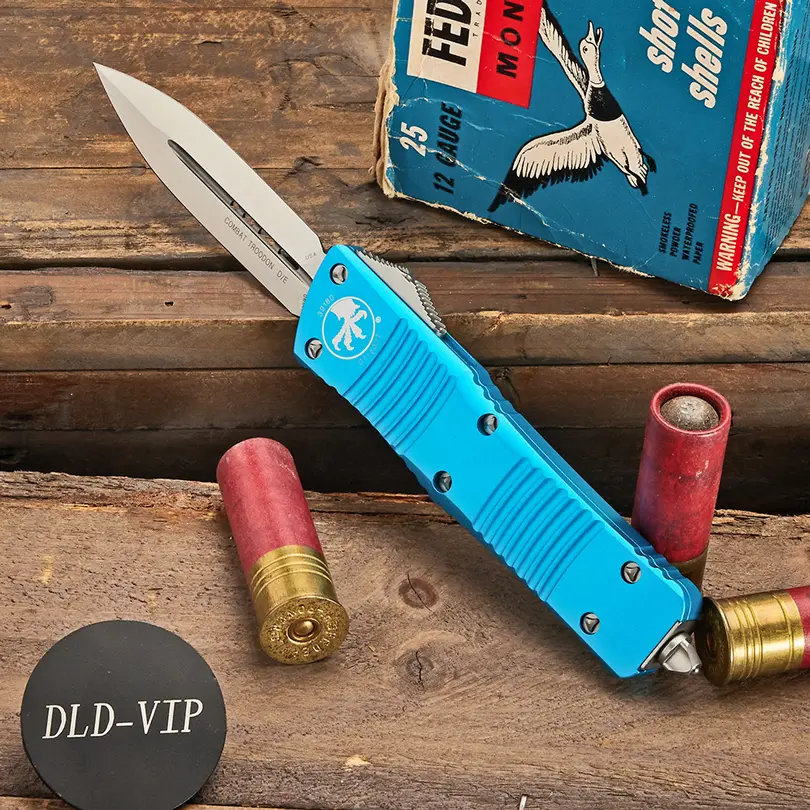 Microtech Combat Troodon D/E Turquoise Satin Standard 142-4 TQ Webinar - 1
