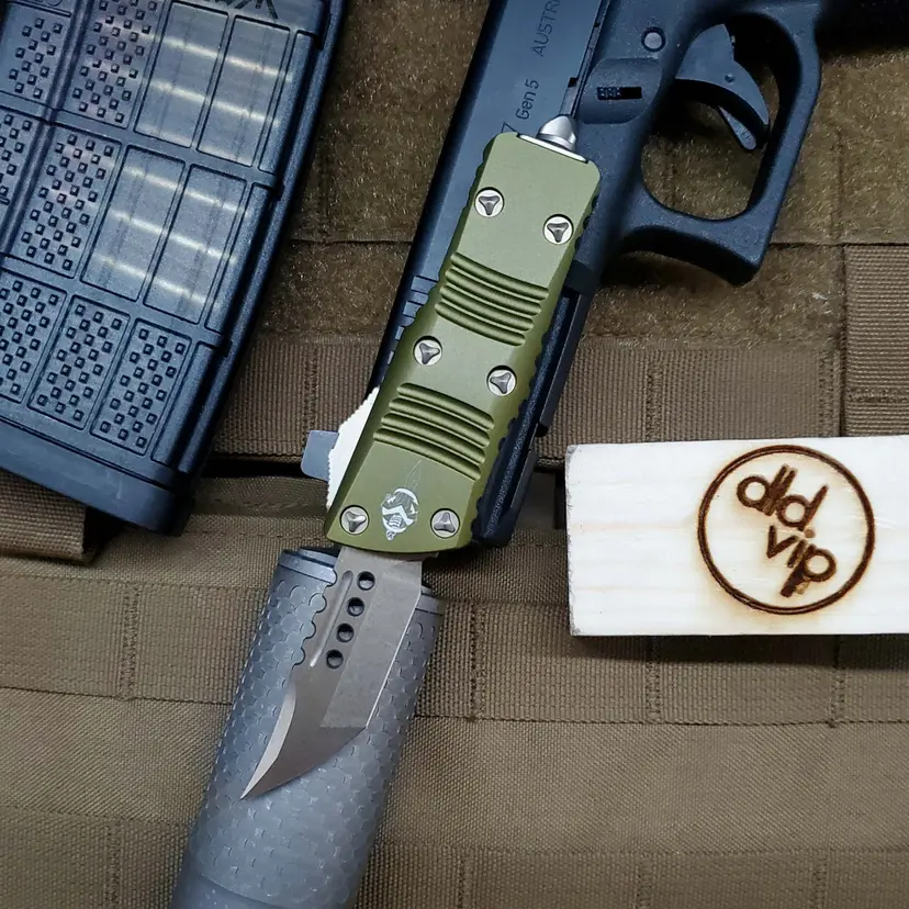 Microtech Mini Troodon Hellhound Signature Series OD Green Bronzed Standard 819-13 ODS Webinar - 1