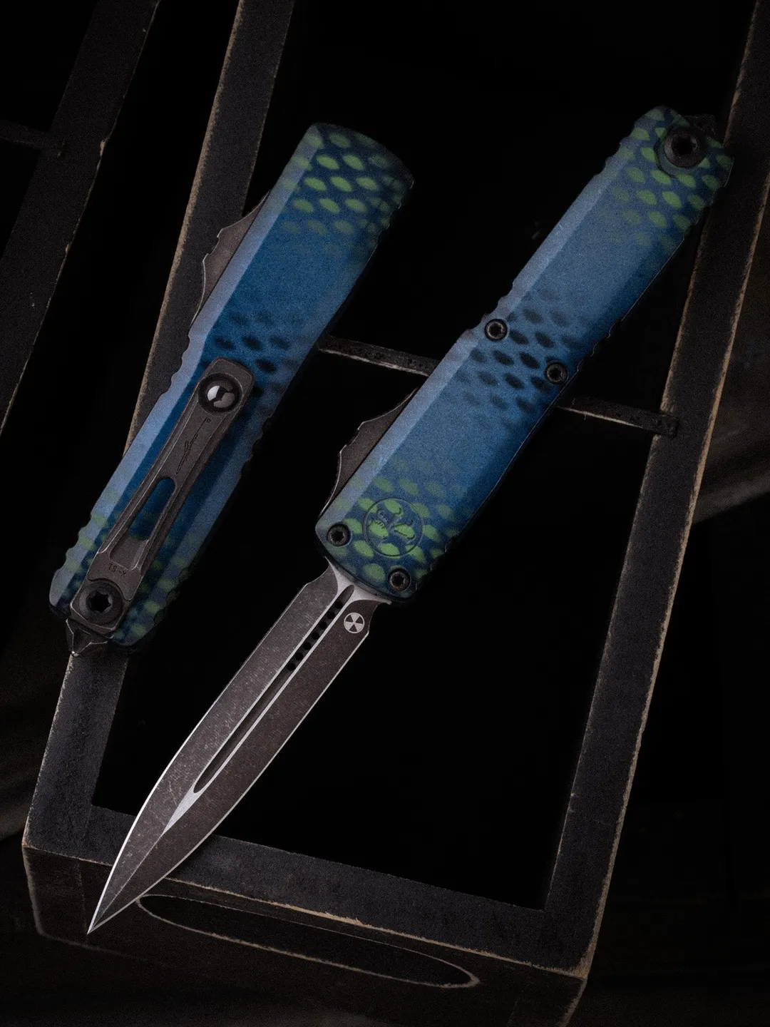 Microtech UTX-70 D/E Gen IV Signature Series Blue X-51 Standard 11474-1 BLX51S Webinar