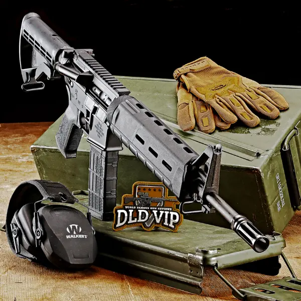 Spike's Tactical AR15 5.56 16" OAL MOE Black Cerakote Webinar  9780201389965 - 1
